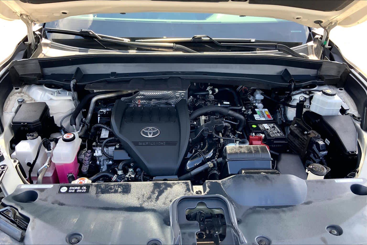 2024 Toyota Grand Highlander XLE Coastal Cream at Group 1 Toyota Southwest
