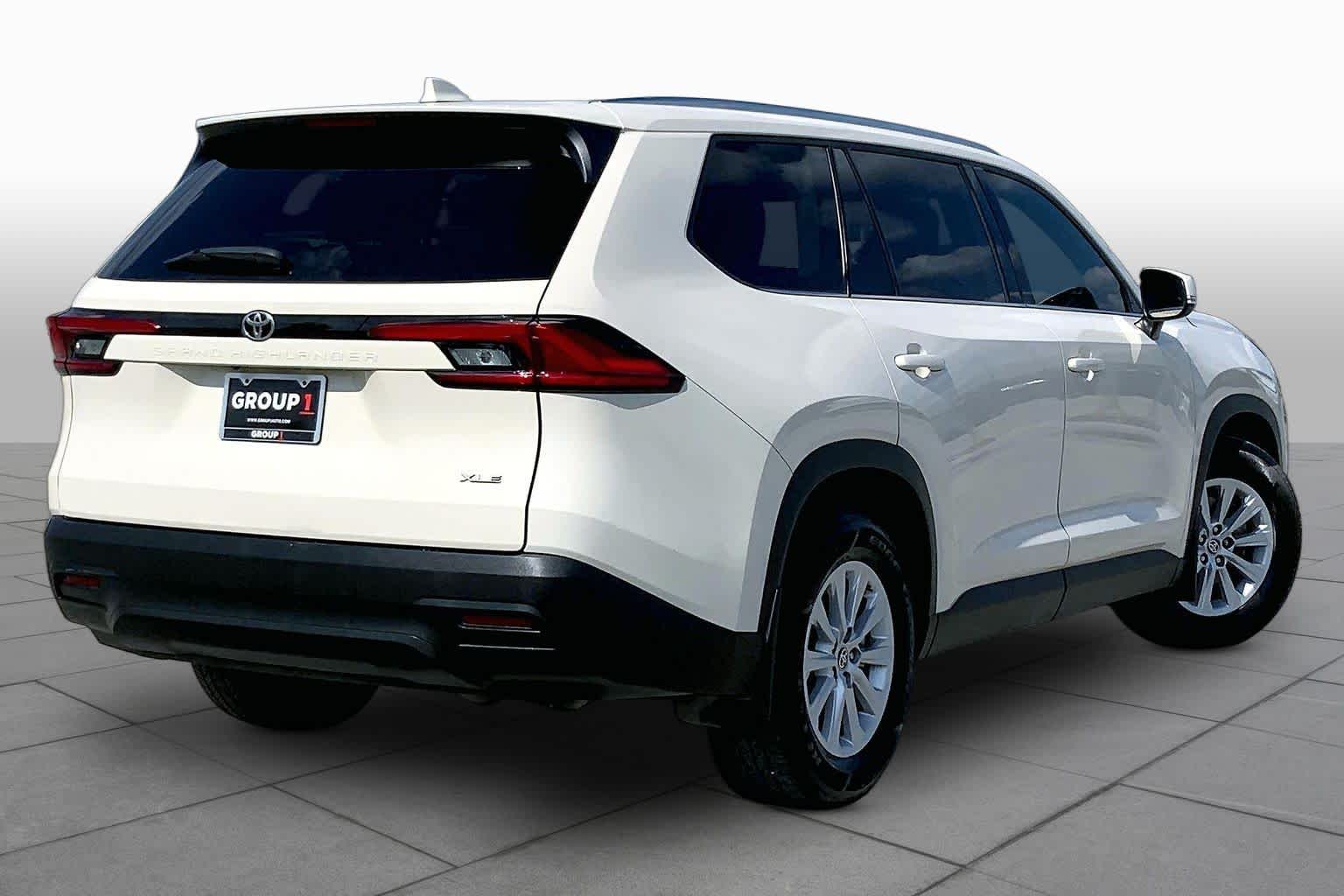 2024 Toyota Grand Highlander XLE Coastal Cream at Group 1 Toyota Southwest