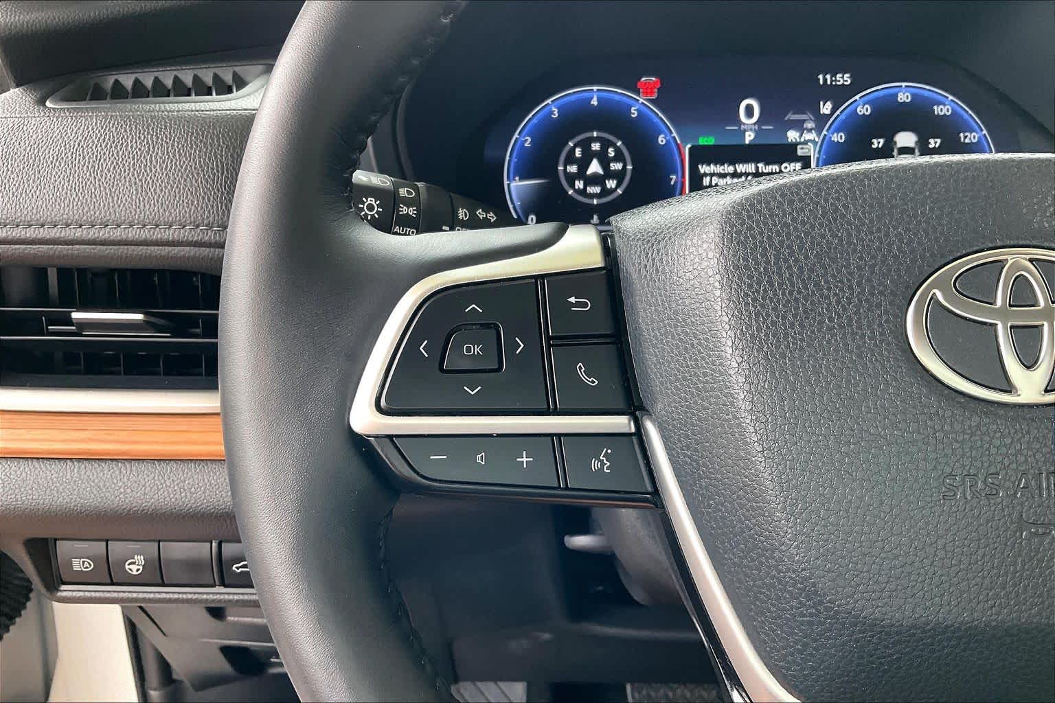 2025 Toyota Grand Highlander Limited Wind Chill Pearl at Group 1 Toyota Southwest