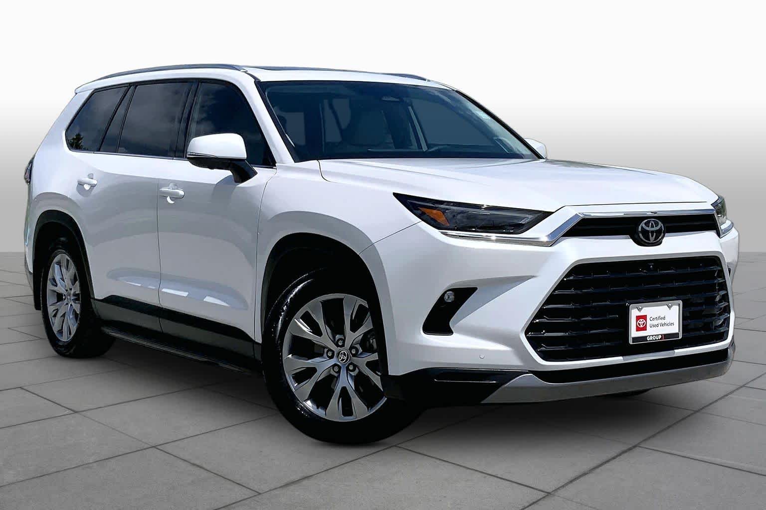 2025 Toyota Grand Highlander Limited Wind Chill Pearl at Group 1 Toyota Southwest