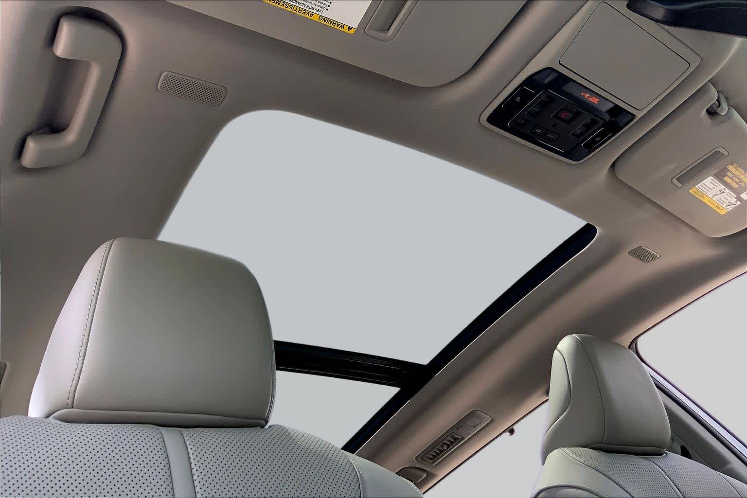 2025 Toyota Grand Highlander Limited Wind Chill Pearl at Group 1 Toyota Southwest