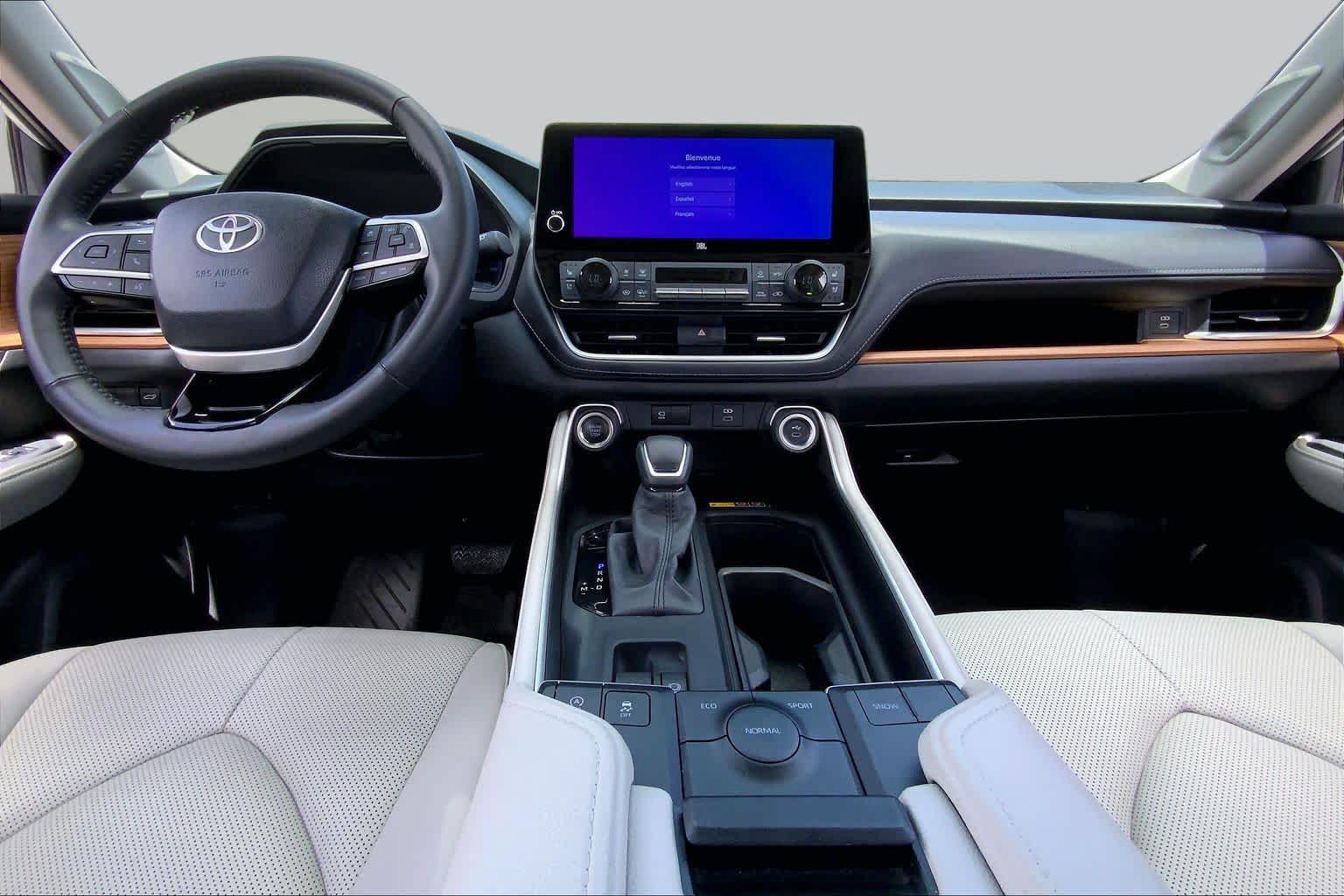 2025 Toyota Grand Highlander Limited Wind Chill Pearl at Group 1 Toyota Southwest