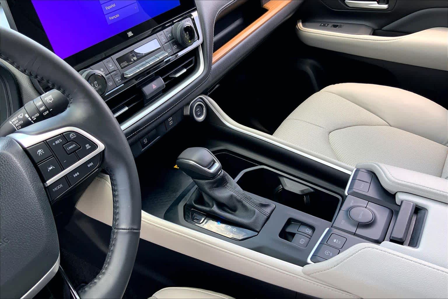 2025 Toyota Grand Highlander Limited Wind Chill Pearl at Group 1 Toyota Southwest
