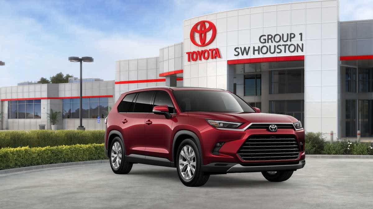 2026 Toyota Grand Highlander photo 13 of 28