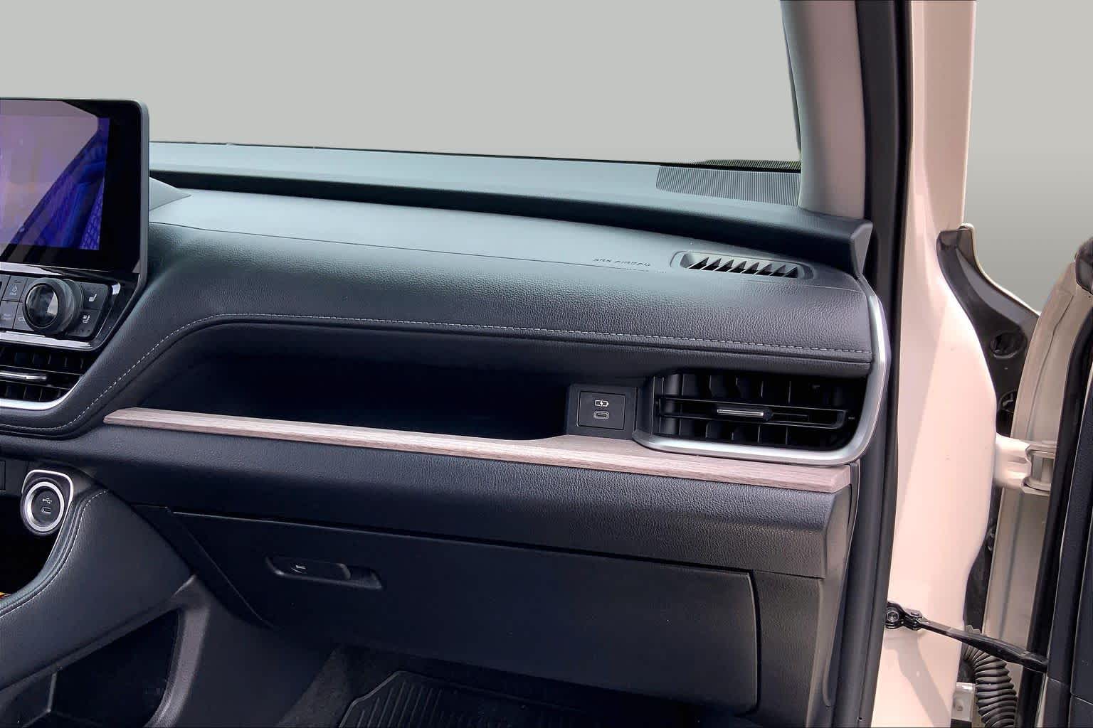 2024 Toyota Grand Highlander Limited Coastal Cream at Group 1 Toyota Southwest