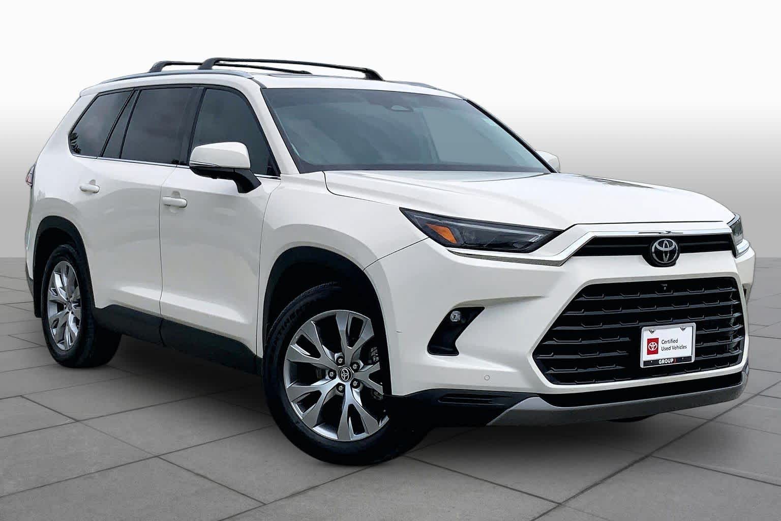 2024 Toyota Grand Highlander Limited Coastal Cream at Group 1 Toyota Southwest