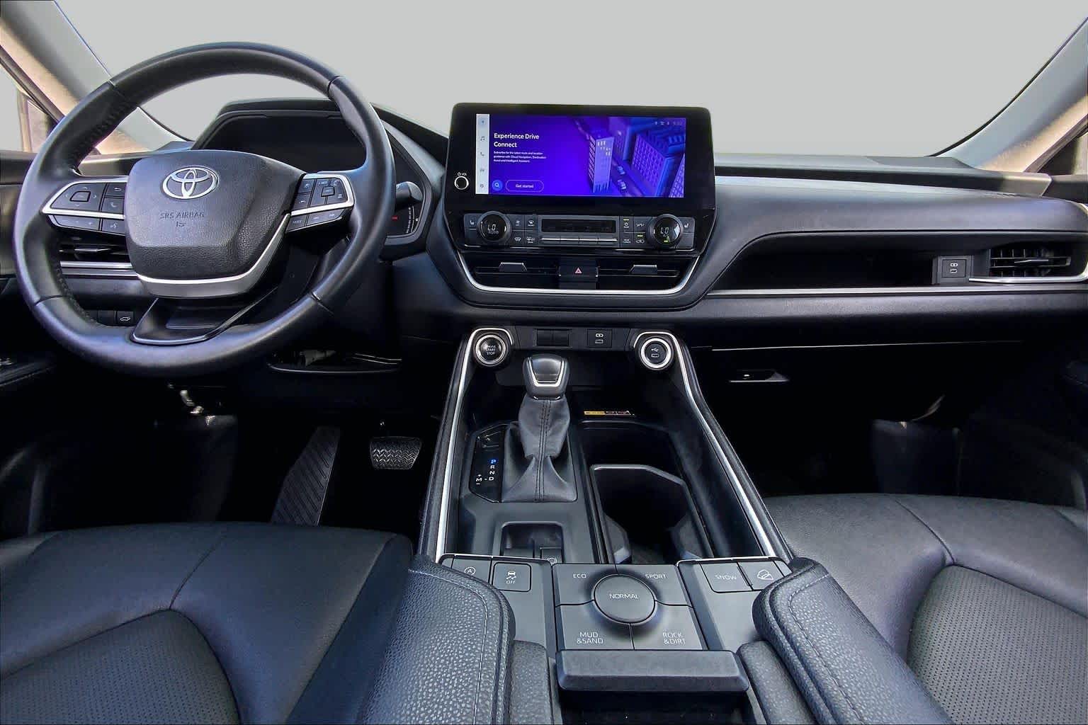 2025 Toyota Grand Highlander XLE Midnight Black Metallic at Group 1 Toyota Southwest
