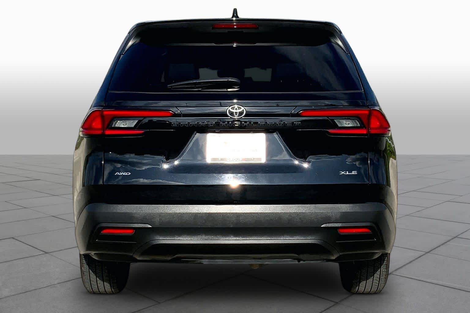 2025 Toyota Grand Highlander XLE Midnight Black Metallic at Group 1 Toyota Southwest