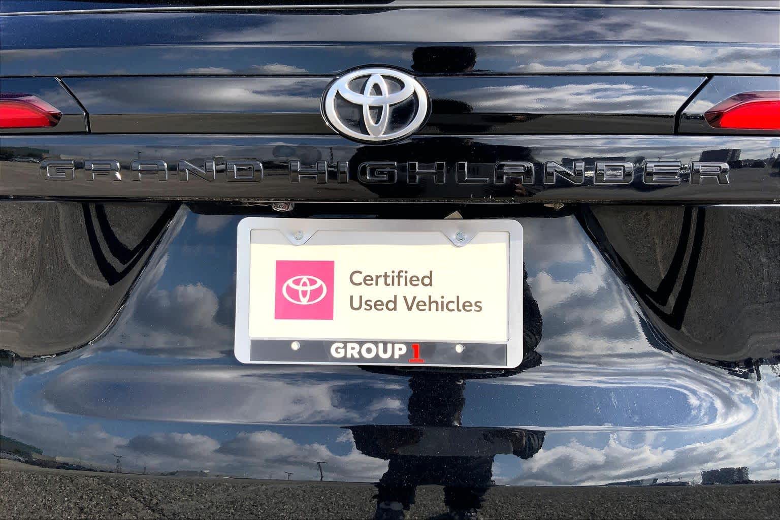 2025 Toyota Grand Highlander XLE Midnight Black Metallic at Group 1 Toyota Southwest