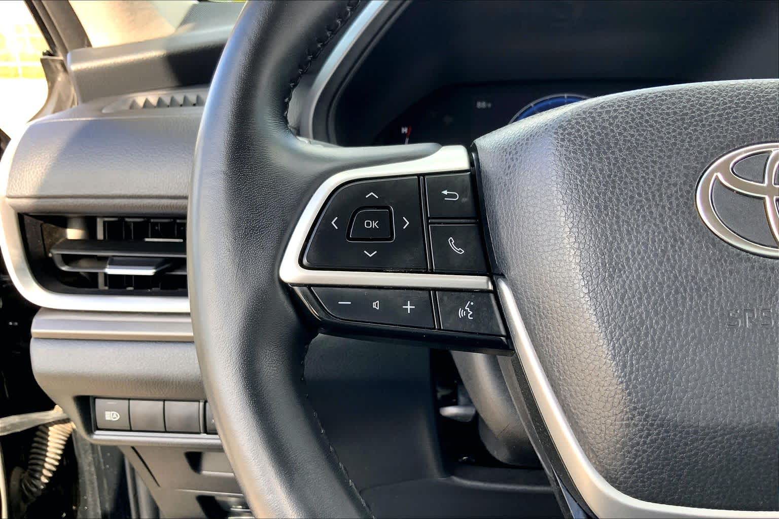 2025 Toyota Grand Highlander XLE Midnight Black Metallic at Group 1 Toyota Southwest