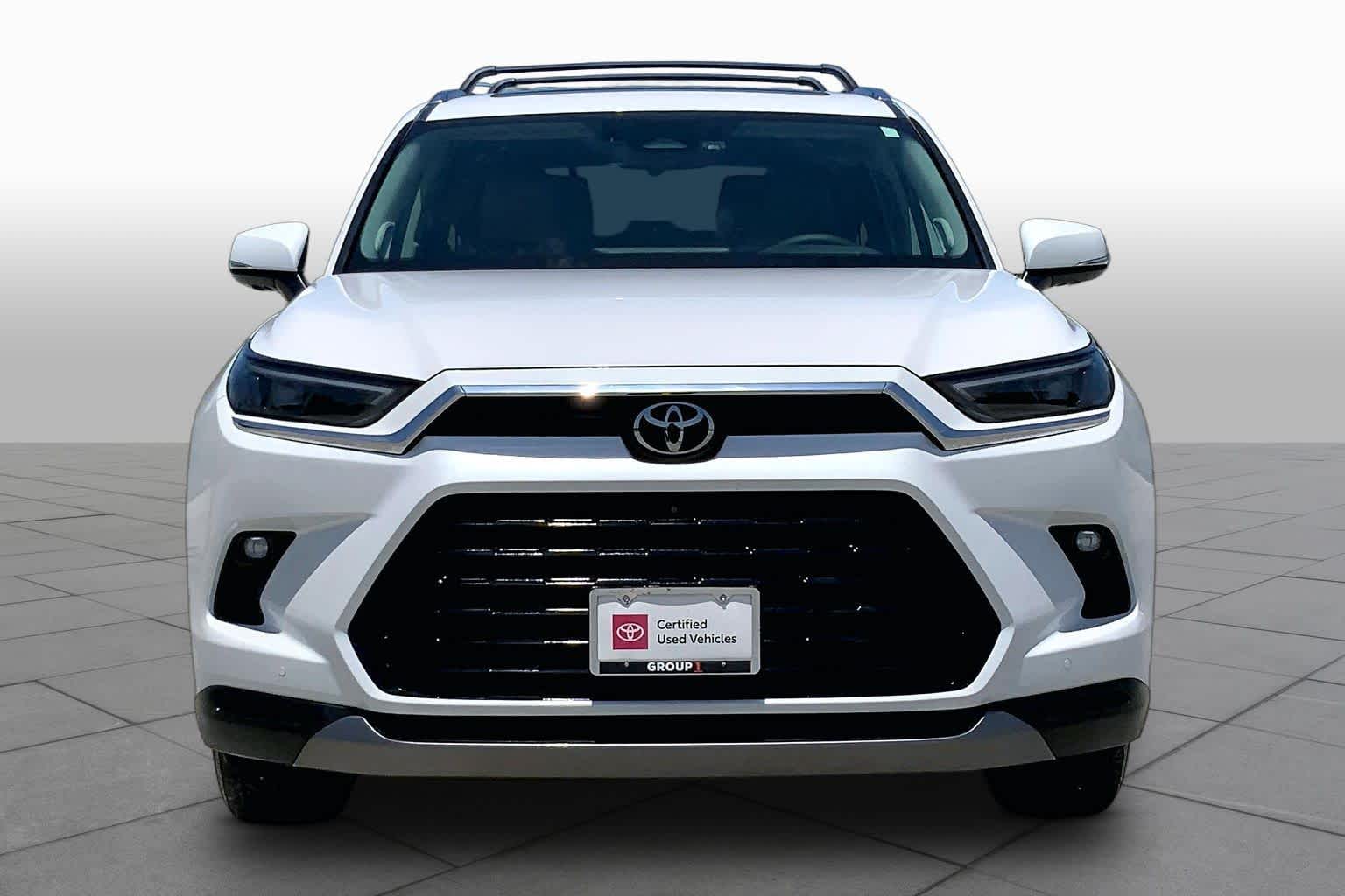 2026 Toyota Grand Highlander Platinum Wind Chill Pearl at Group 1 Toyota Southwest