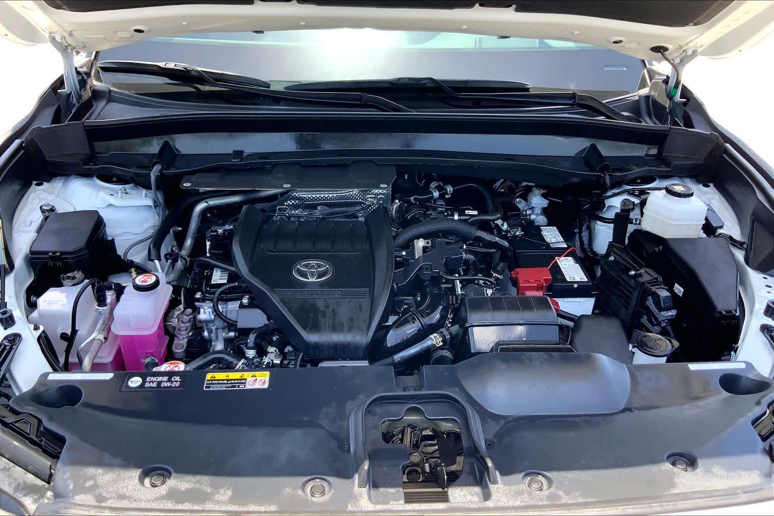 2026 Toyota Grand Highlander Platinum Wind Chill Pearl at Group 1 Toyota Southwest