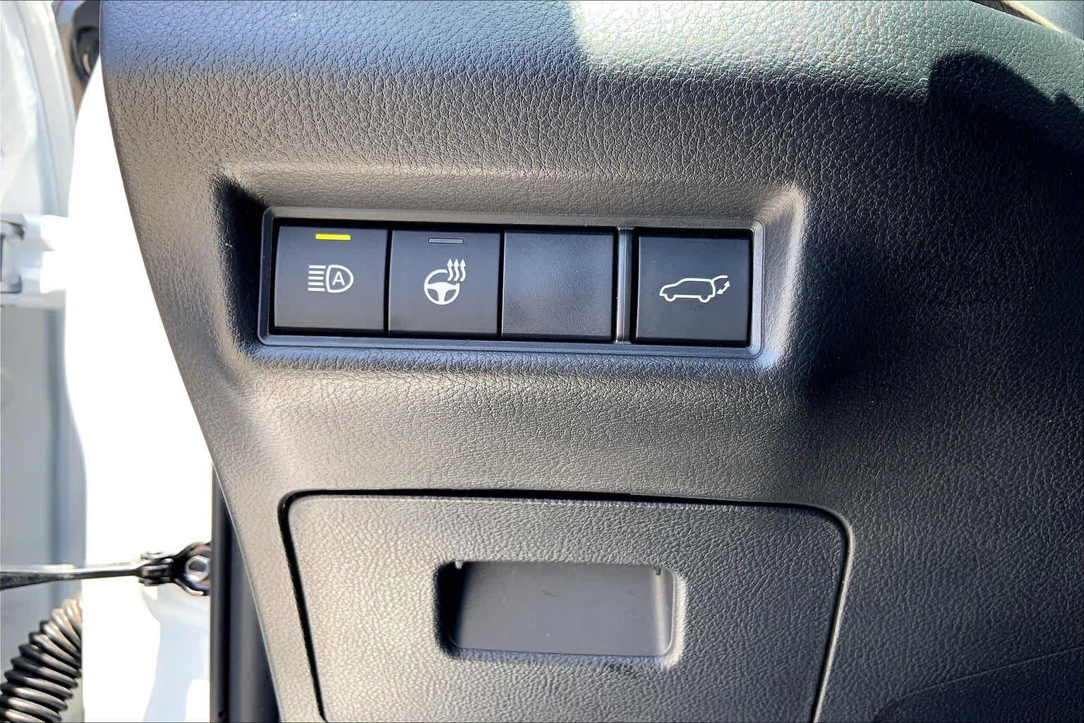 2026 Toyota Grand Highlander Platinum Wind Chill Pearl at Group 1 Toyota Southwest