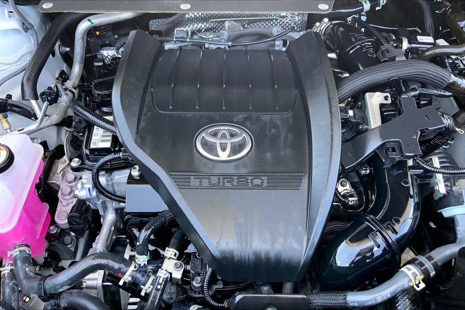 2026 Toyota Grand Highlander Platinum Wind Chill Pearl at Group 1 Toyota Southwest