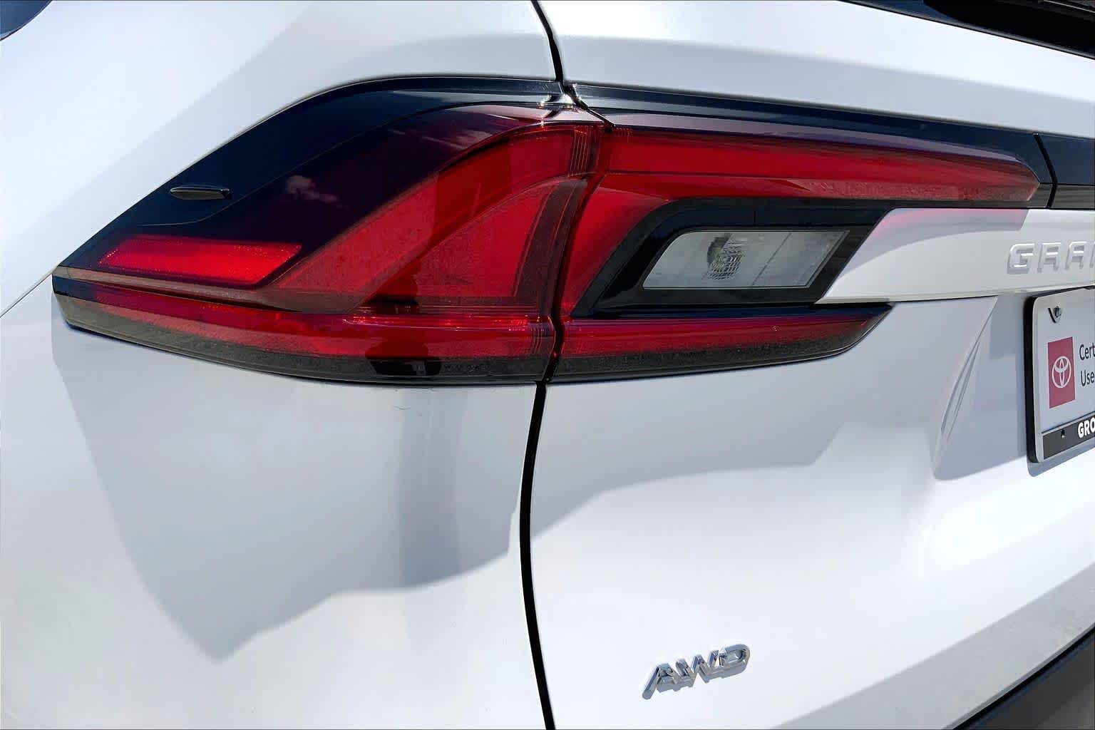 2026 Toyota Grand Highlander Platinum Wind Chill Pearl at Group 1 Toyota Southwest
