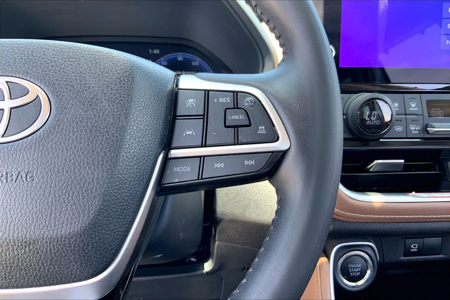 2026 Toyota Grand Highlander Platinum Wind Chill Pearl at Group 1 Toyota Southwest