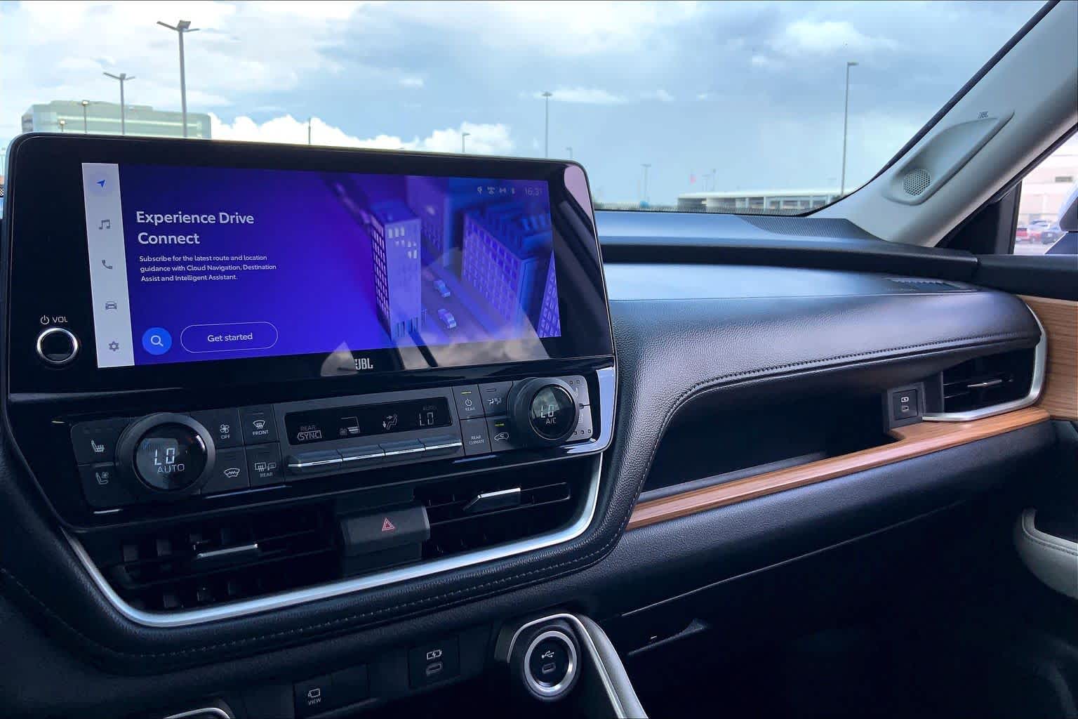 2024 Toyota Grand Highlander Limited Wind Chill Pearl at Mac Haik Ford