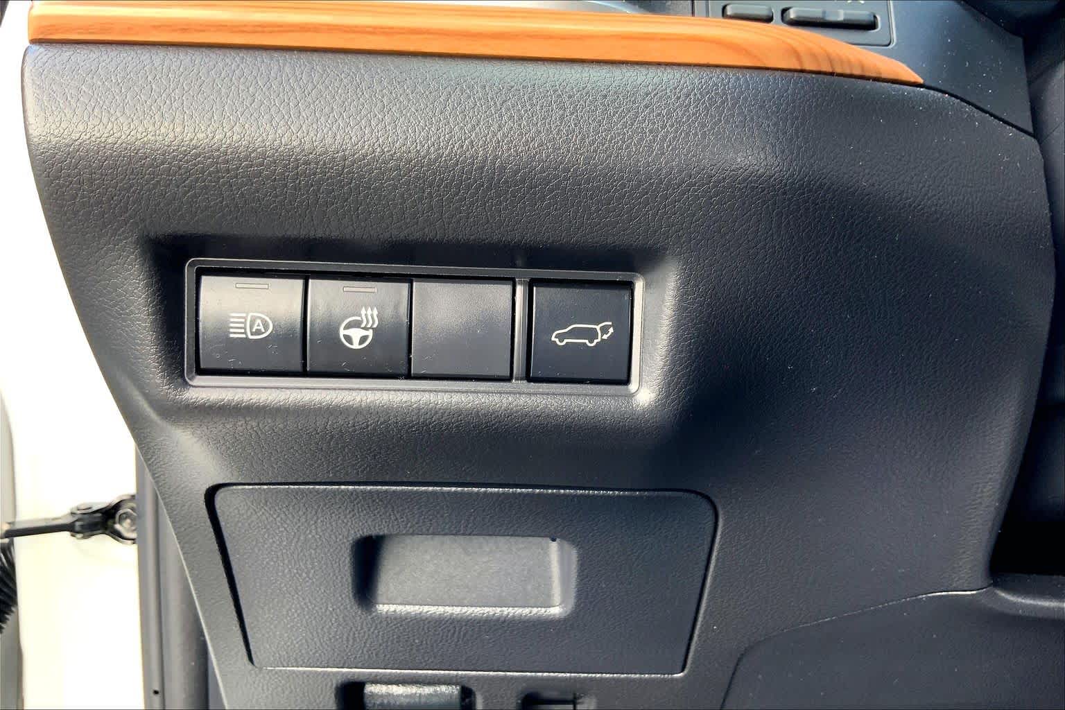 2024 Toyota Grand Highlander Limited Wind Chill Pearl at Mac Haik Ford