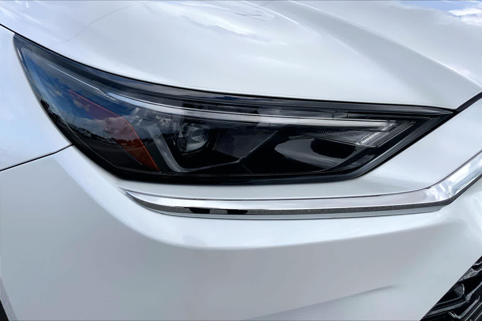 2024 Toyota Grand Highlander Limited Wind Chill Pearl at Mac Haik Ford