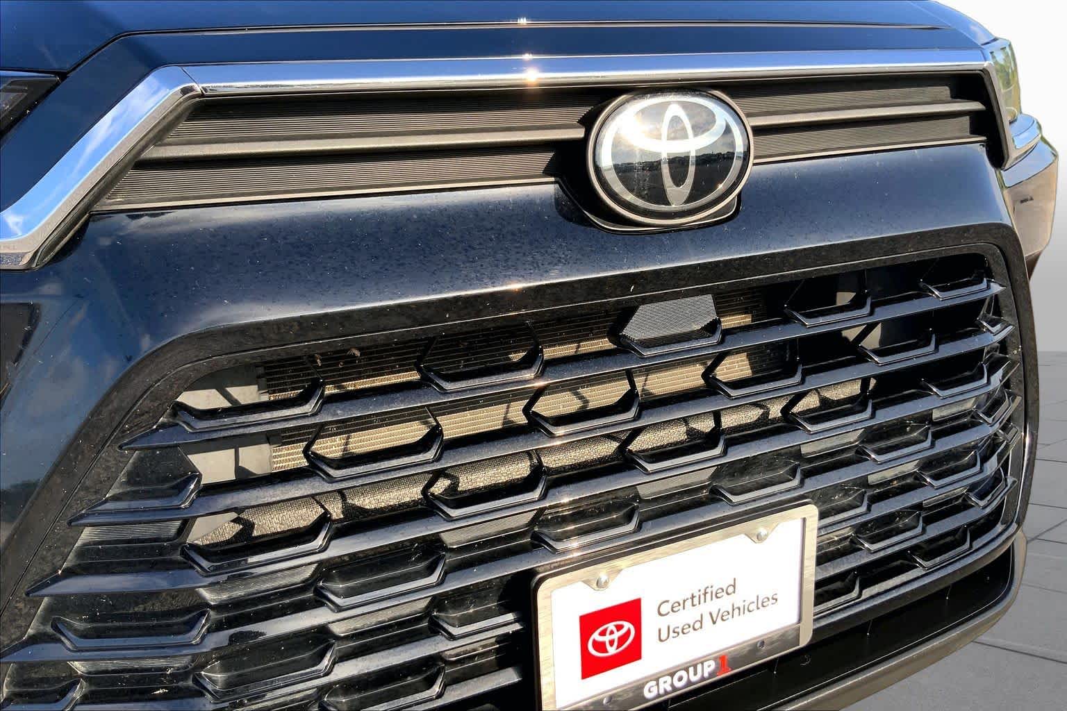 2025 Toyota Grand Highlander XLE Midnight Black Metallic at Group 1 Toyota Southwest