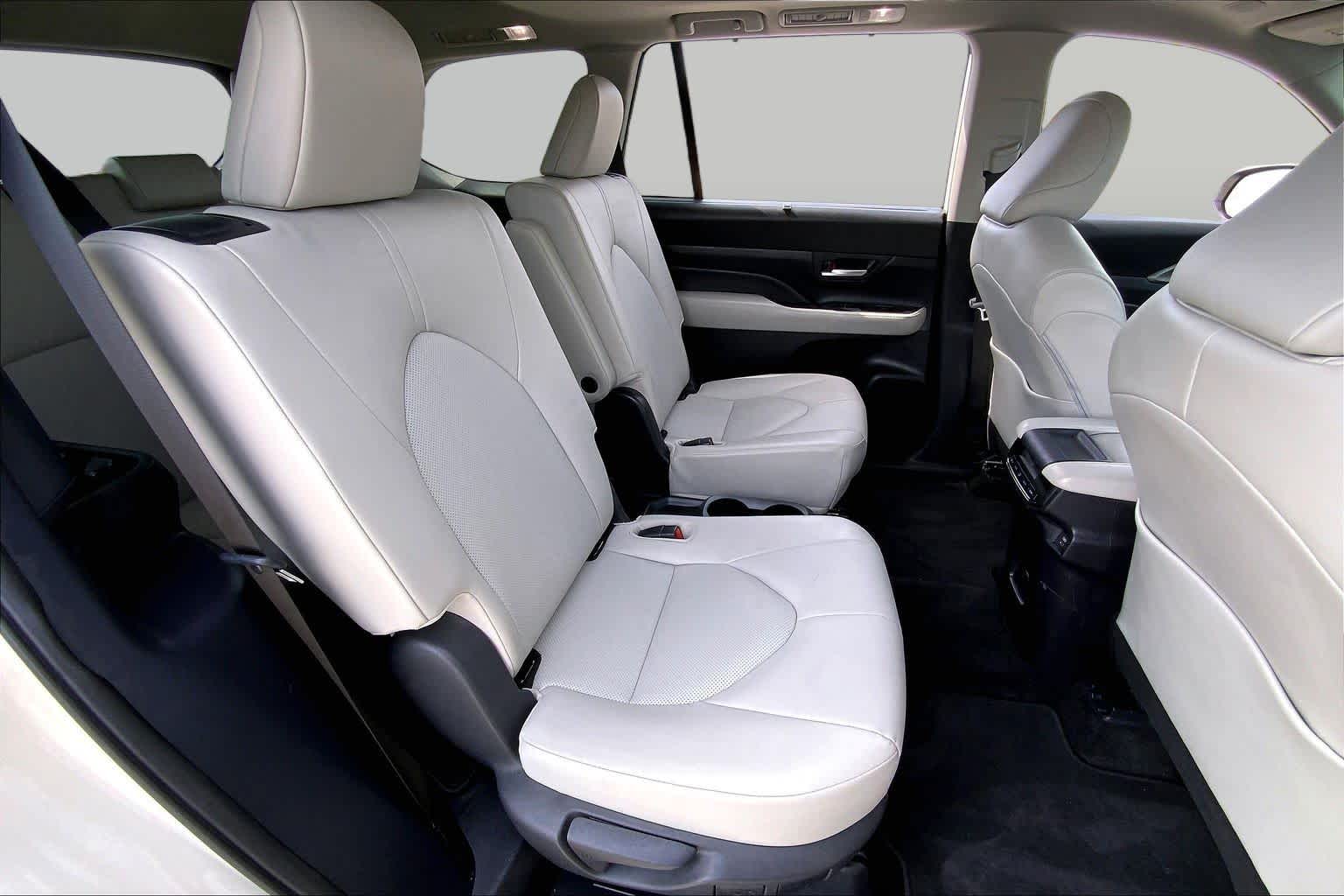 2024 Toyota Grand Highlander XLE Coastal Cream at Texan GMC Buick