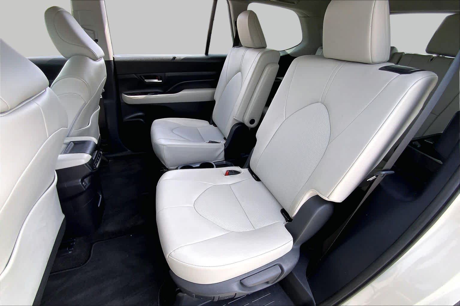2024 Toyota Grand Highlander XLE Coastal Cream at Texan GMC Buick