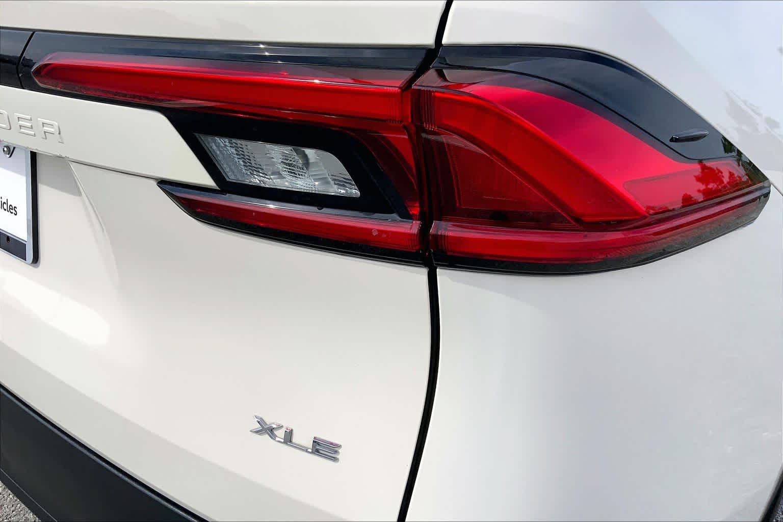 2024 Toyota Grand Highlander XLE Coastal Cream at Texan GMC Buick