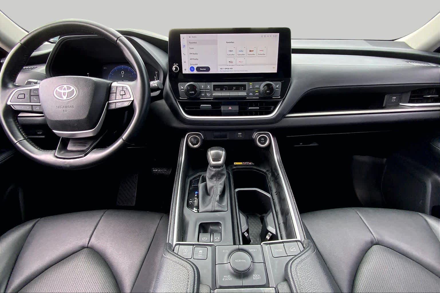 2025 Toyota Grand Highlander XLE Midnight Black Metallic at Group 1 Toyota Southwest