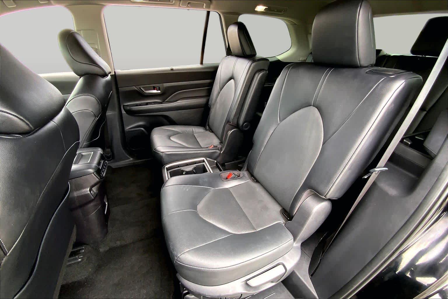 2025 Toyota Grand Highlander XLE Midnight Black Metallic at Group 1 Toyota Southwest