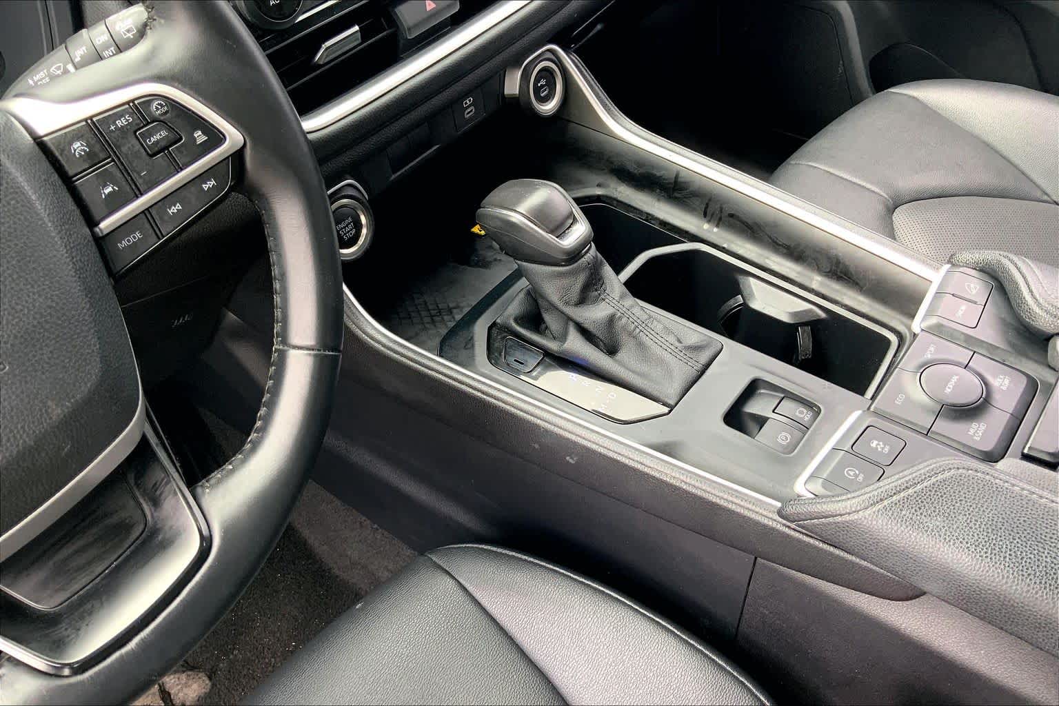 2025 Toyota Grand Highlander XLE Midnight Black Metallic at Group 1 Toyota Southwest