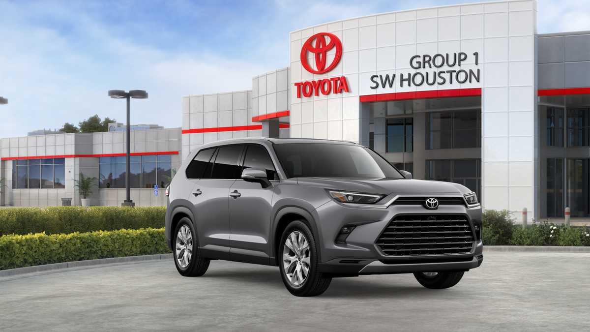2026 Toyota Grand Highlander photo 29 of 32