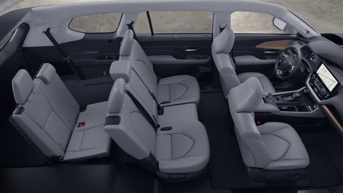 2026 Toyota Grand Highlander photo 32 of 32