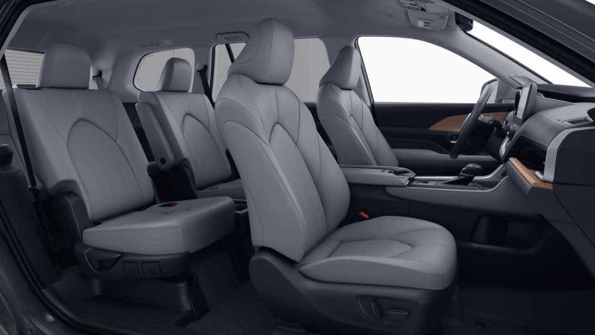 2026 Toyota Grand Highlander photo 28 of 44