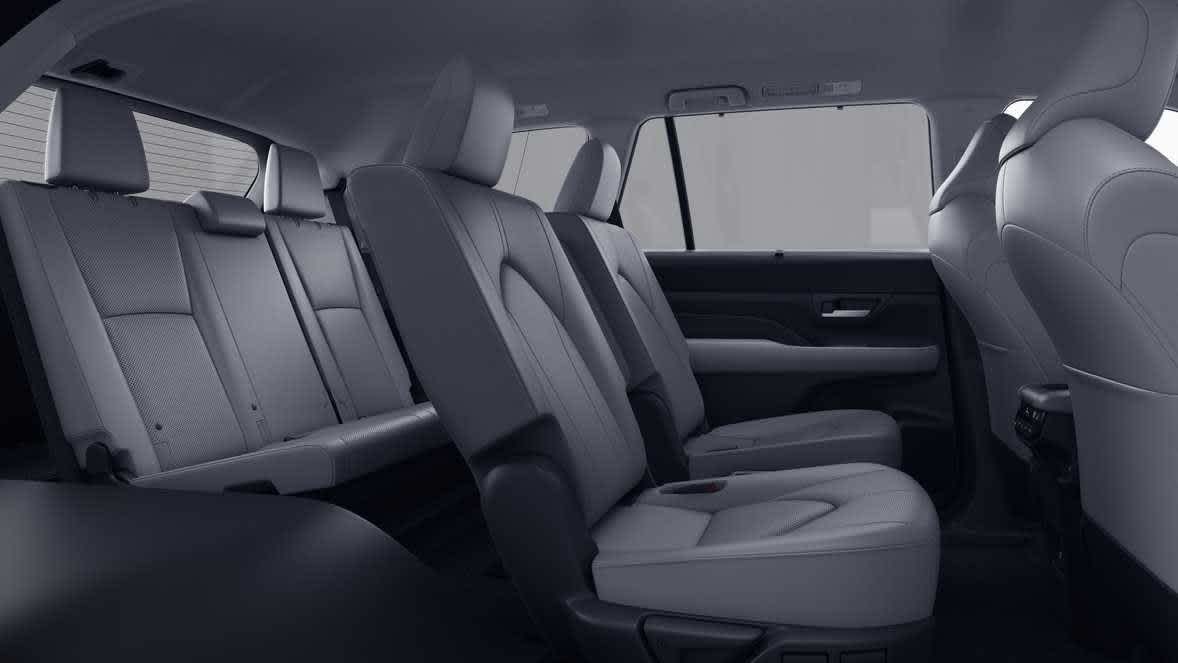 2026 Toyota Grand Highlander photo 29 of 44