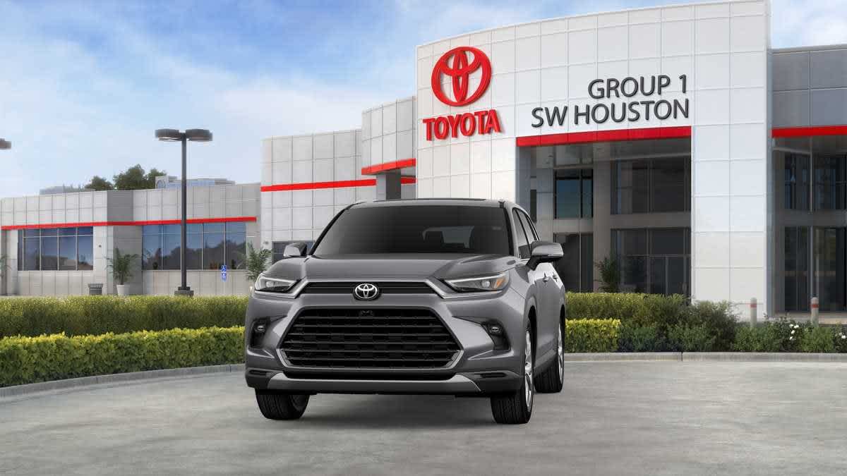 2026 Toyota Grand Highlander photo 15 of 32