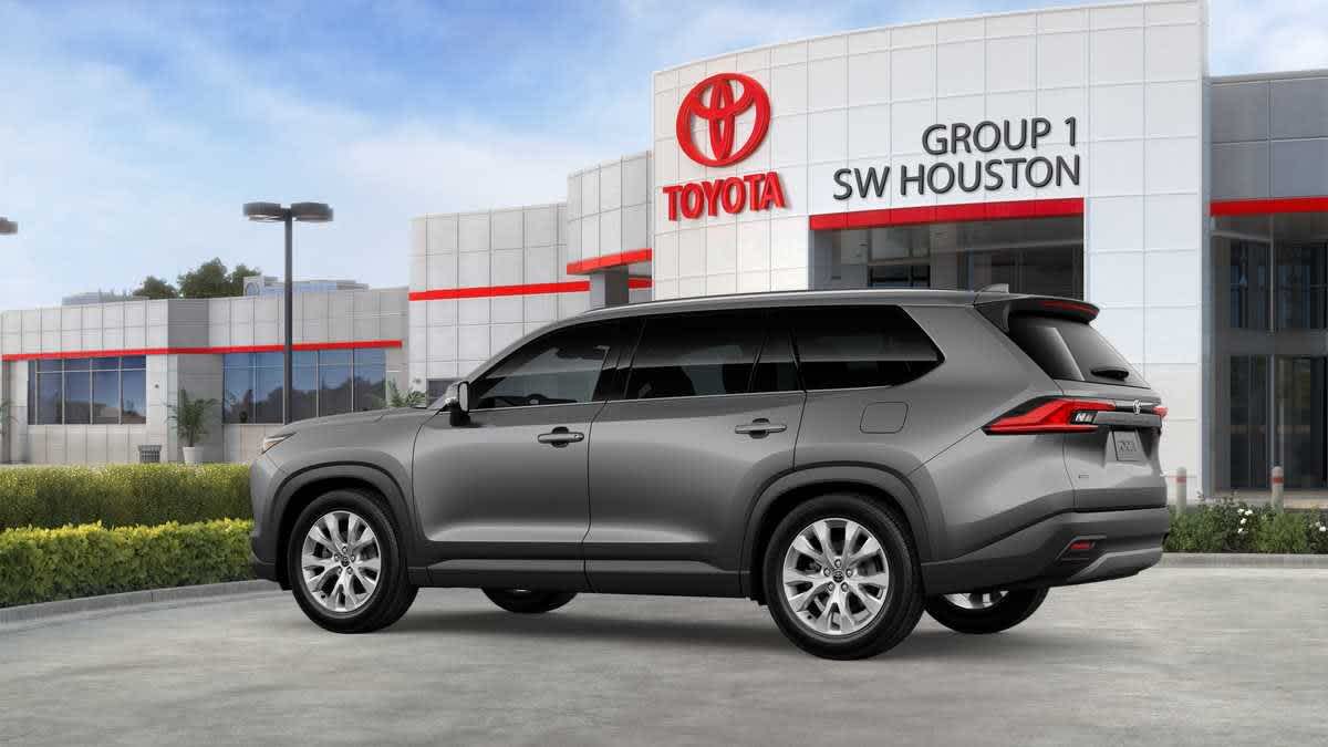 2026 Toyota Grand Highlander photo 4 of 32