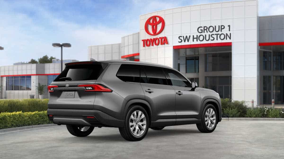 2026 Toyota Grand Highlander photo 8 of 32
