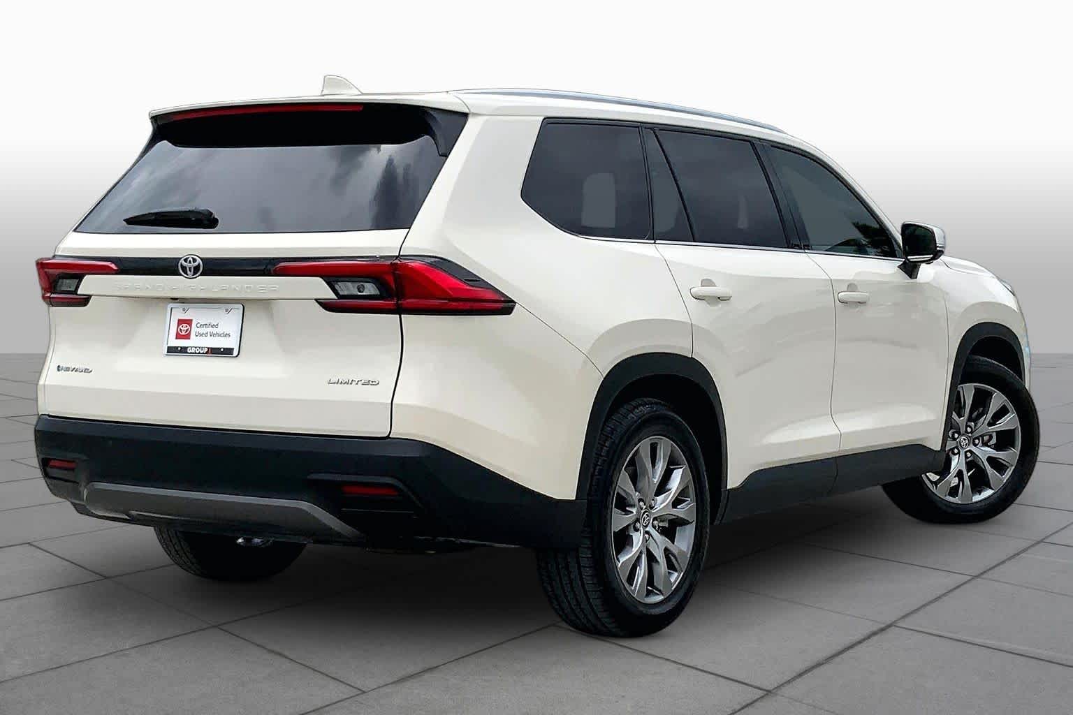 2024 Toyota Grand Highlander Hybrid Limited Coastal Cream at Group 1 Toyota Southwest