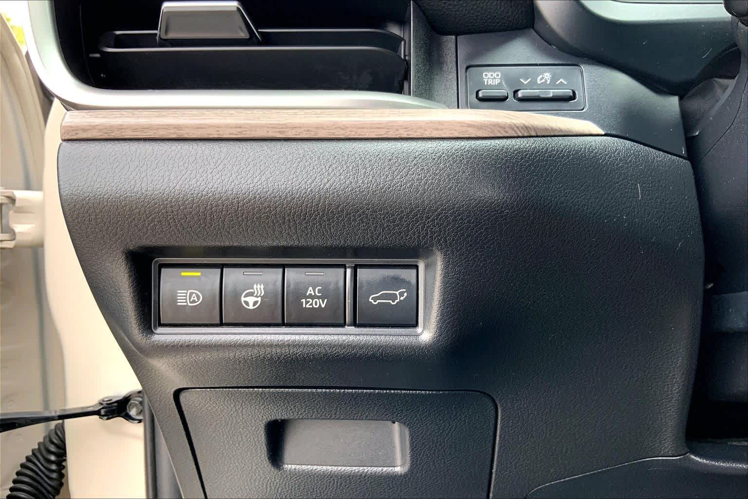 2024 Toyota Grand Highlander Hybrid Limited Coastal Cream at Group 1 Toyota Southwest