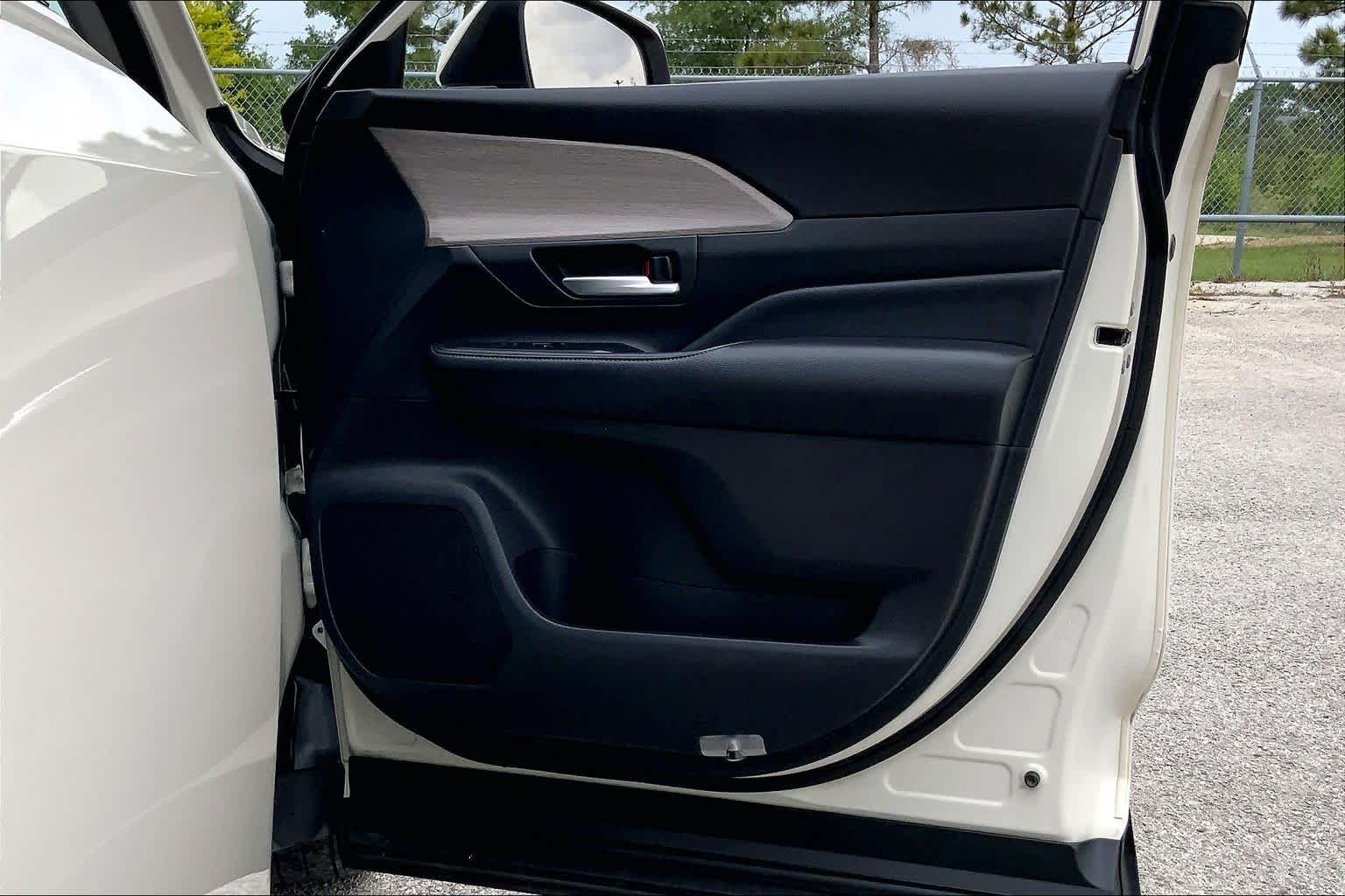 2024 Toyota Grand Highlander Hybrid Limited Coastal Cream at Group 1 Toyota Southwest