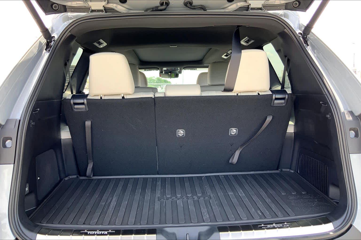 2026 Toyota Grand Highlander Hybrid MAX Platinum Cement at Group 1 Toyota Southwest