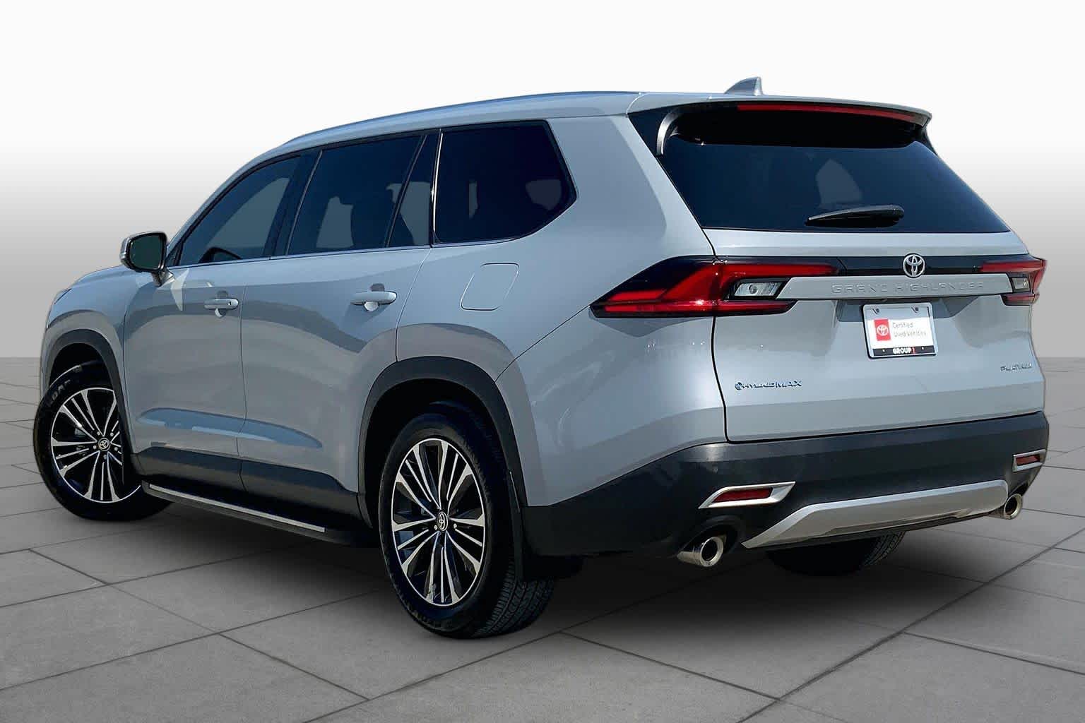 2025 Toyota Grand Highlander Hybrid MAX Platinum Cement at Group 1 Toyota Southwest