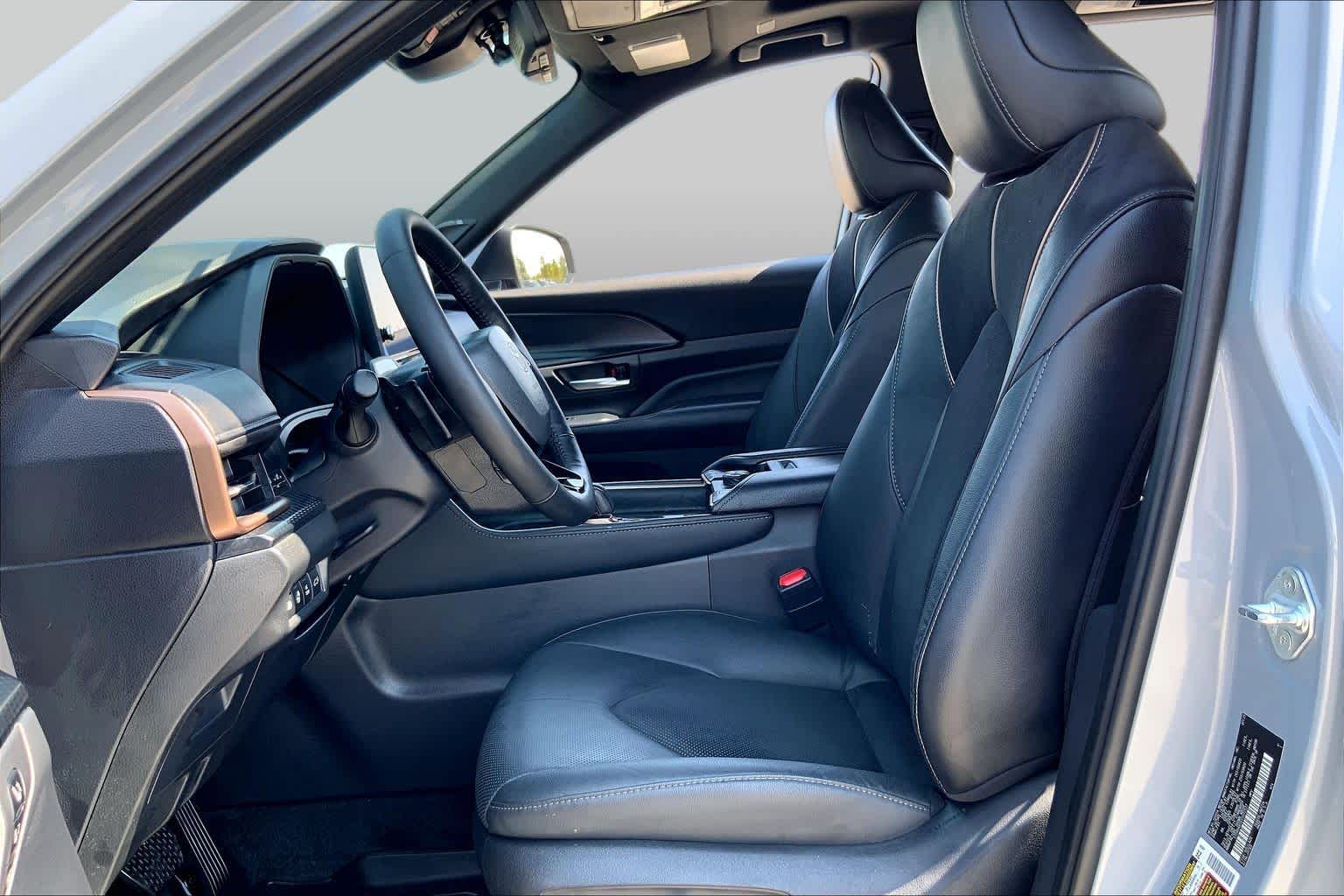 2025 Toyota Grand Highlander Hybrid MAX Platinum Cement at Group 1 Toyota Southwest
