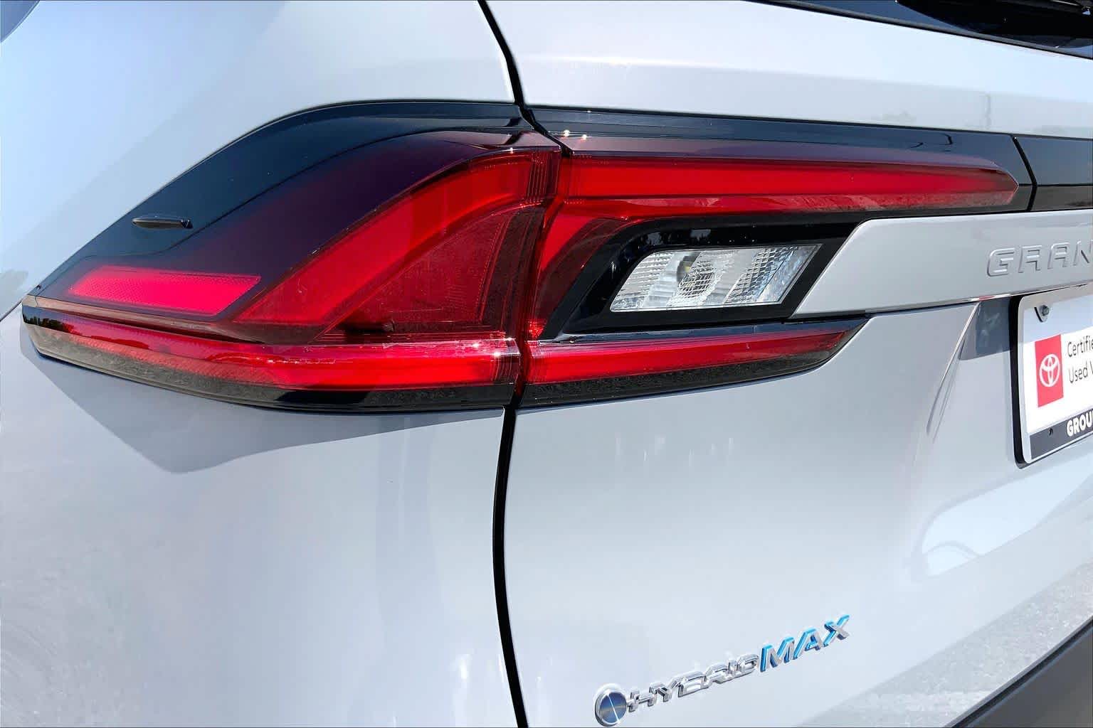 2025 Toyota Grand Highlander Hybrid MAX Platinum Cement at Group 1 Toyota Southwest