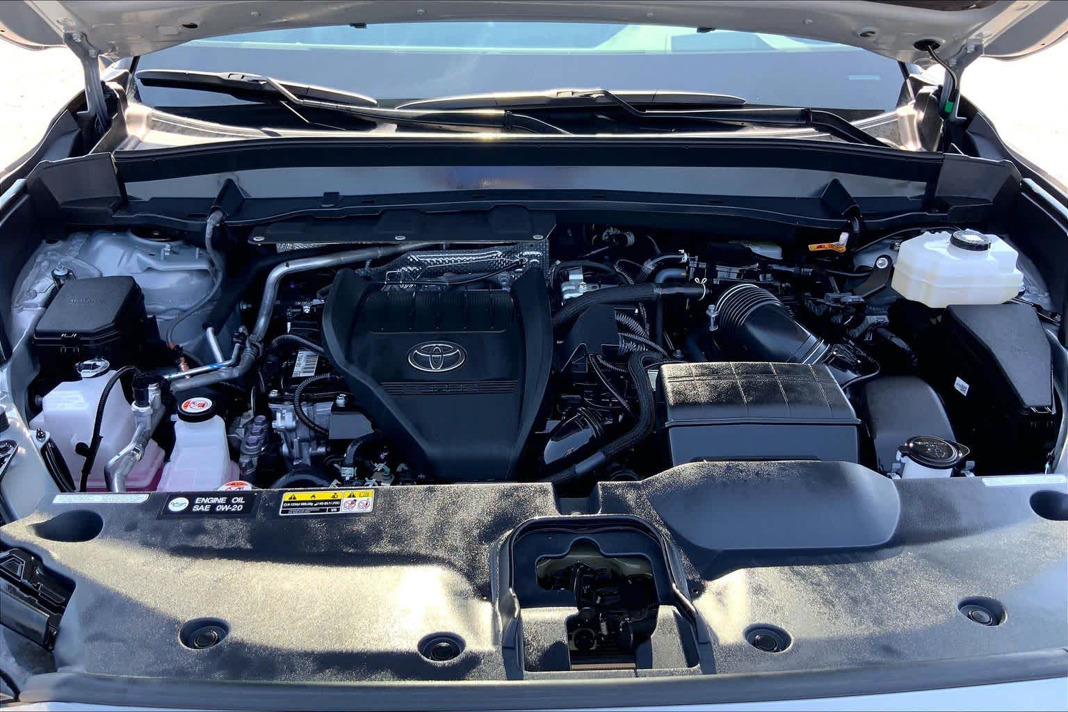 2025 Toyota Grand Highlander Hybrid MAX Platinum Cement at Group 1 Toyota Southwest