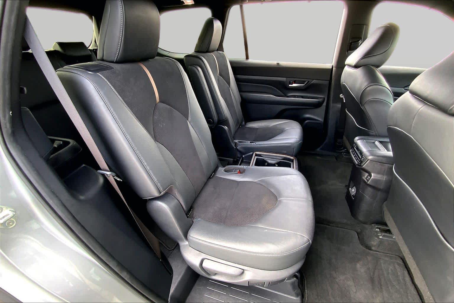 2024 Toyota Grand Highlander Hybrid MAX Limited Celestial Silver Metallic at AutoNation USA Katy
