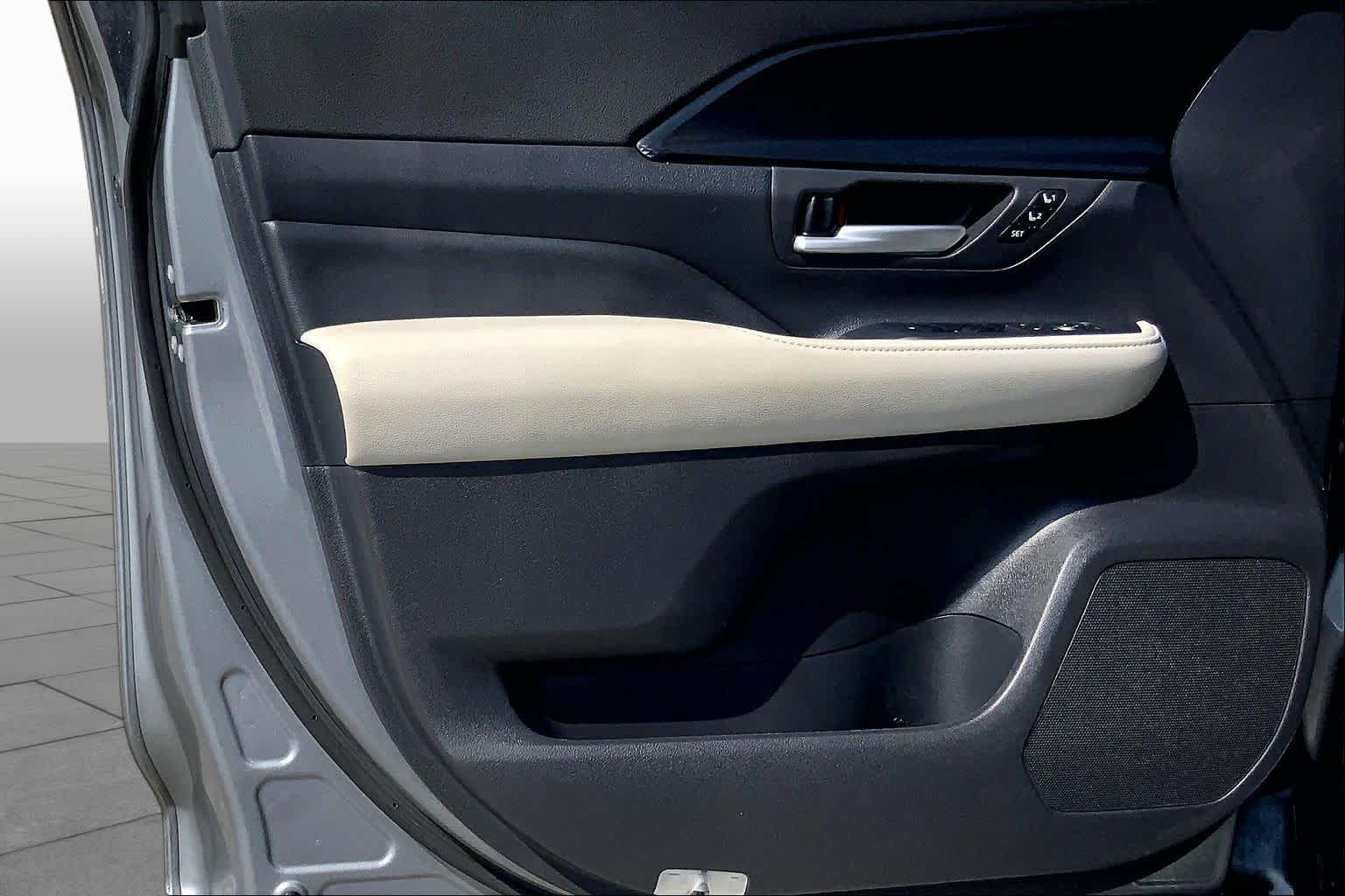 2026 Toyota Grand Highlander Hybrid MAX Platinum Heavy Metal at Team Toyota