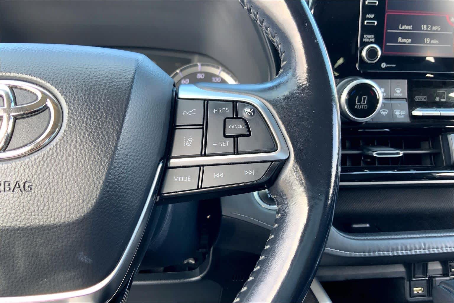 2021 Toyota Highlander LE Midnight Black Metallic at Group 1 Toyota Southwest