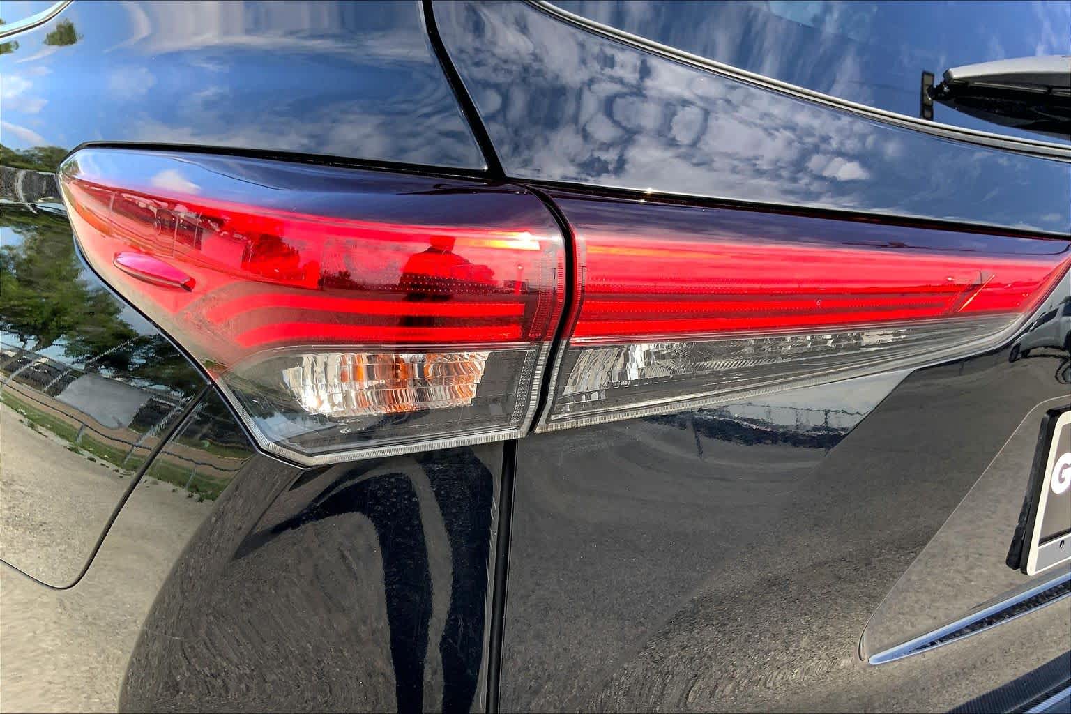 2021 Toyota Highlander LE Midnight Black Metallic at Group 1 Toyota Southwest