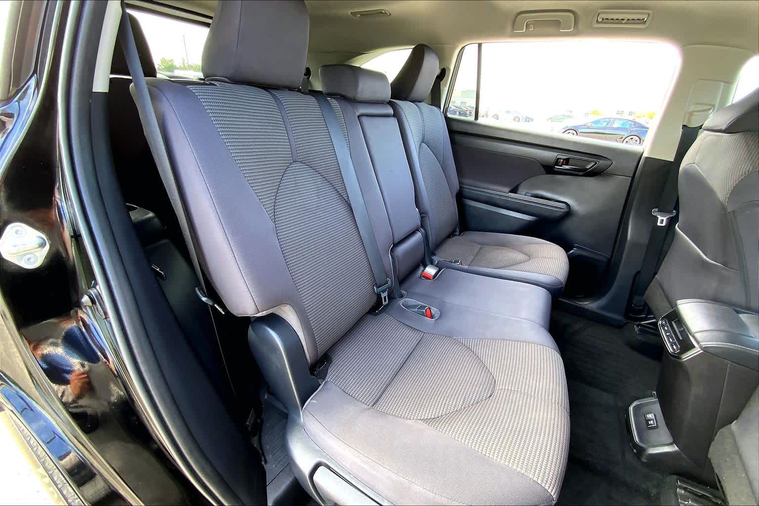 2021 Toyota Highlander LE Midnight Black Metallic at Group 1 Toyota Southwest